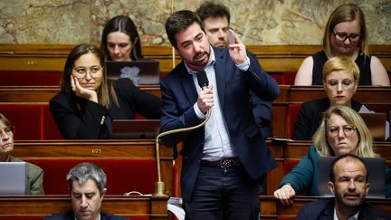 Le député LFI Andy Kerbrat à l'assemblée nationale, le 13 février 2023. (THOMAS PADILLA / MAXPPP)