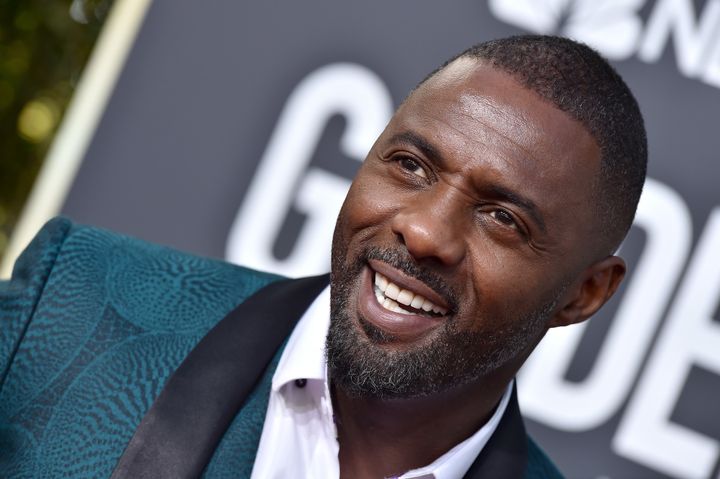 Idris Elba en costume vert aux Golden Globes, janvier 2019
 (Getty Images)