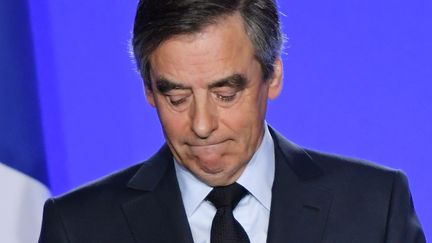 François Fillon annonce qu'il ne se retirera pas