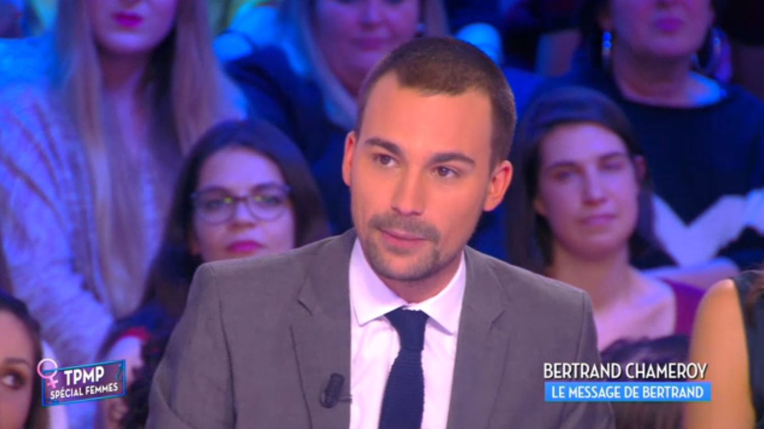 VIDEO Bertrand Chameroy annonce en direct son départ de Touche pas à mon poste