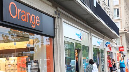 &nbsp; (L'union d'Orange et Bouygues Telecom créerait le leader du mobile en France © Maxppp)