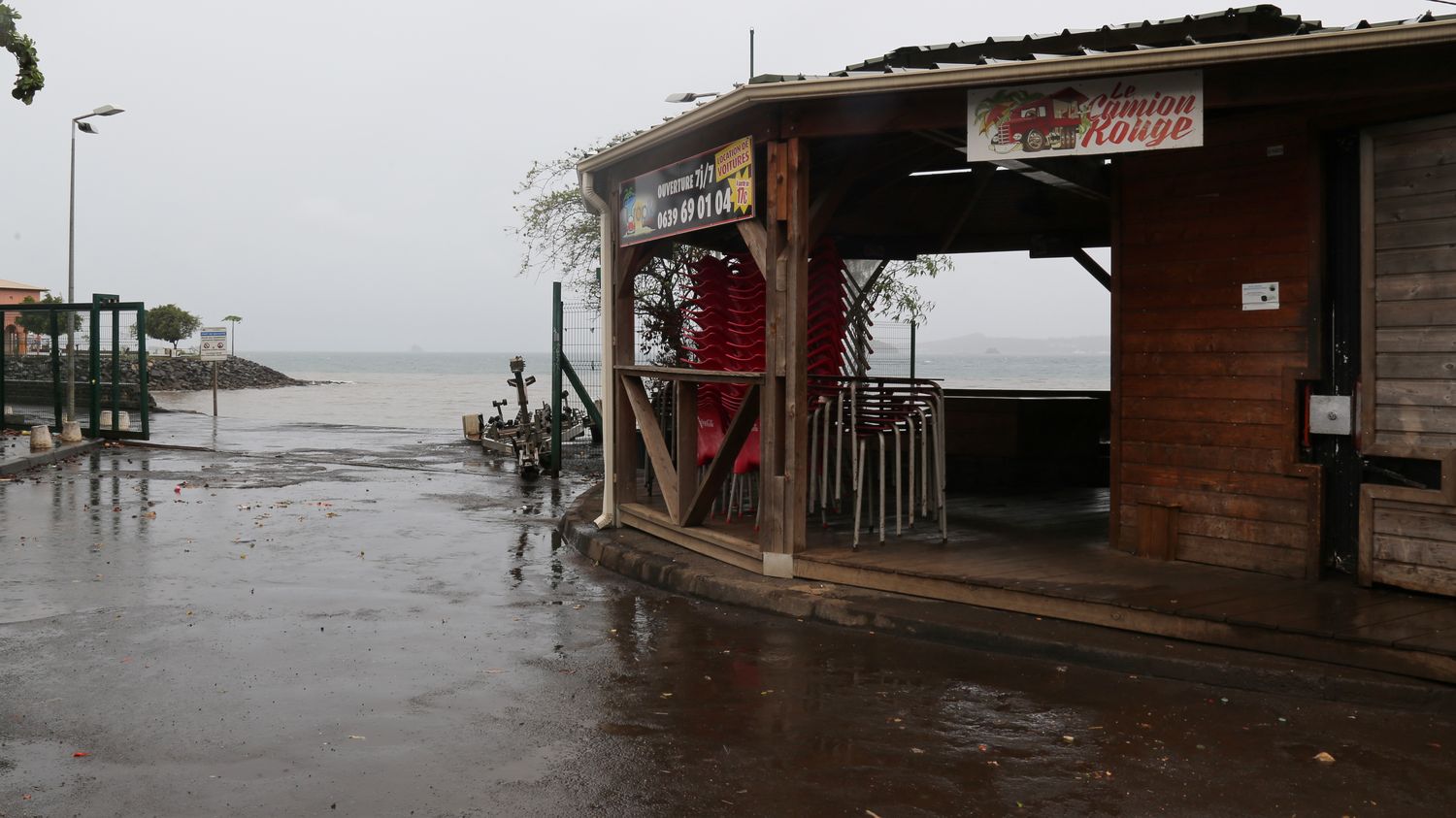 Mayotte Frôlée Par Le Cyclone Belna