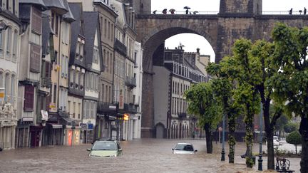 Intempéries : routes submergées, arbres déracinés et inondations après de nouveaux orages