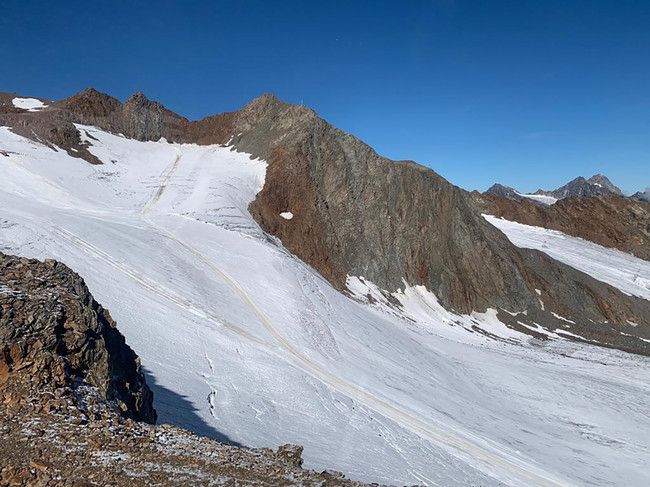 Le glacier du Pitztal, sur une photo prise après les travaux. (PITZTAL)