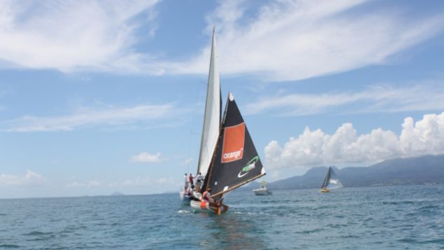 &nbsp; (Jour de régate à l'îlet Gosier © Radio France / Emmanuel Langlois)