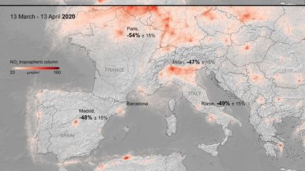 Des données envoyées par le satellite Sentinel-5P mettent en évidence une baisse des&nbsp;concentrations de dioxyde d'azote&nbsp;par rapport à la même période l’année dernière. (EUROPEAN SPACE AGENCY / AFP)