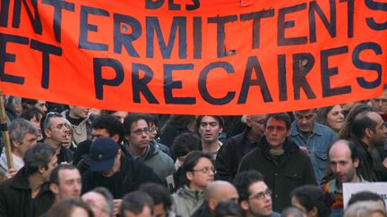 Des intermittentsdu spectacle manifestant pour d&eacute;fendre leur statut le 12 mars 2007 &agrave; Paris (JOEL SAGET / AFP)