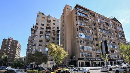 Des immeubles dans la banlieue est de Damas, en Syrie, le 1er octobre 2024. (LOUAI BESHARA / AFP)