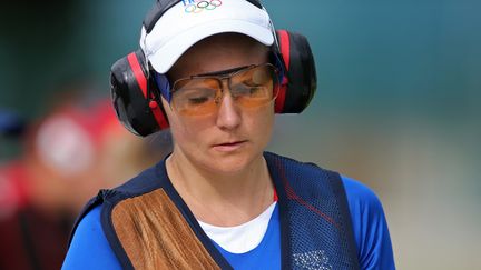 Delphine Reau, en finale olympique de l'&eacute;preuve du ball-trap, le 4 ao&ucirc;t 2012, &agrave; Londres. (SERGIO MORAES / REUTERS)