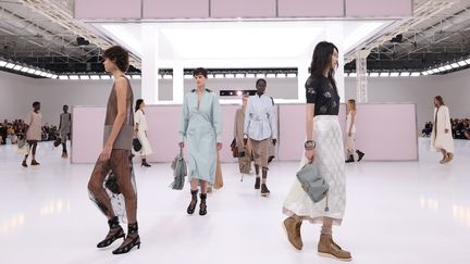 Défilé Fendi Printemps/Été 2025 à la Fashion Week de Milan le 17 septembre 2024. (PIETRO D'APRANO / GETTY IMAGES EUROPE)