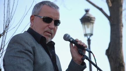 Bernard Lavilliers&nbsp;lors de l'inauguration de la place Louis-Aragon, &agrave; Paris, le 27 mars 2012. (CITIZENSIDE.COM / AFP)