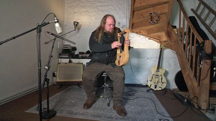 Julian Cuvilliez, le barde breton compositeur du film documentaire "Le pacte gaulois" (France 3 Bretagne)