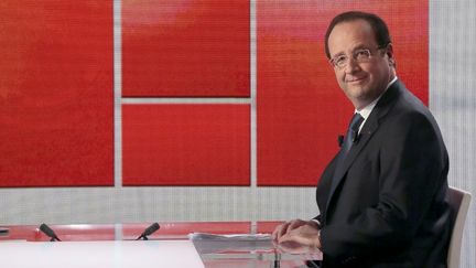 Fran&ccedil;ois Hollande sur le plateau de l'&eacute;mission "Capital", dimanche 16 juin 2013. (JACQUES DEMARTHON / AFP)