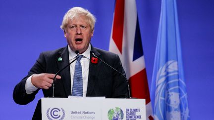 Le Premier ministre britannique, Boris Johnson, à la conférence sur le climat COP26, à Ggow (Ecosse), le 2 novembre 2021. (DOMINIKA ZARZYCKA / NURPHOTO / AFP)