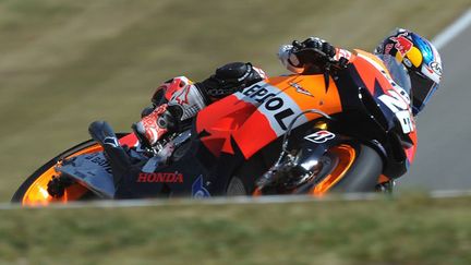 Dani Pedrosa a brillé lors des essais libres de Brno (République Tchèque). (MICHAL CIZEK / AFP)