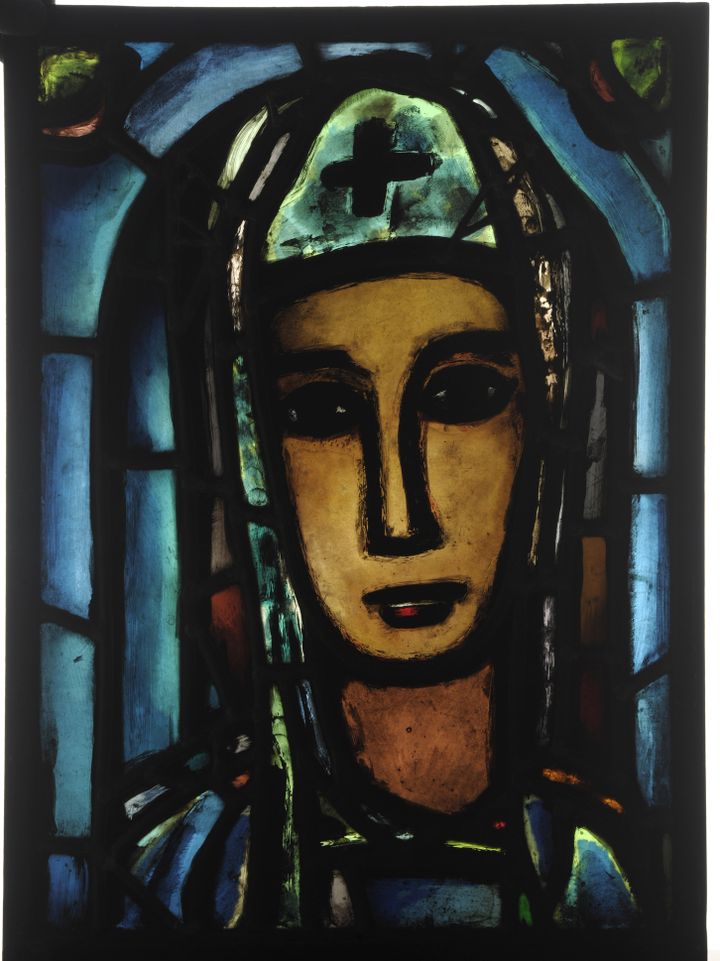 Georges Rouault/atelier Bony, Véronique,  réplique de la verrière posée en 1947 à la façade  de l'église Notre-Dame-de-Toute-Grâce - Plateau d'Assy
 (ADAGP, Paris / C. Devleeschauwer)