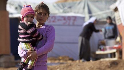 Les Yézidis en quittant Sinjar se sont réfugiés dans la montagne où ils vivent encore. (Noe Falk Nielsen / NurPhoto)