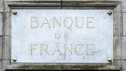 Une plaque sur le bâtiment de la Banque de France à Lille (Nord). (JEAN-MARC QUINET / MAXPPP)