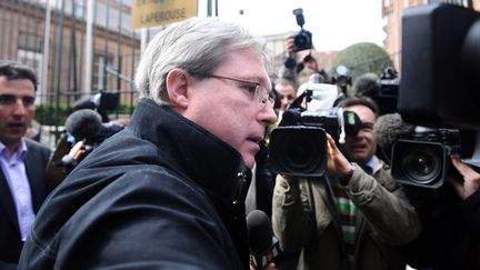 Olivier Durandet, l'amant de Suzanne Viguier, arrive au palais de justice d'Albi, le 15 mars 2010, pour être entendu devant la cour d'assises du Tarn qui juge en appel Jacques Viguier pour le meurtre de sa femme disparue depuis février 2000. (ERIC CABANIS / AFP)