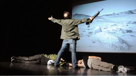 La pièce de théâtre "Djihad" présentée ici à la Maison des cultures de Molenbeek, à Bruxelles, le 3 mars 2015.
 (SIPANY/SIPA)