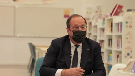 Politique : François Hollande répond aux questions d'une classe de seconde