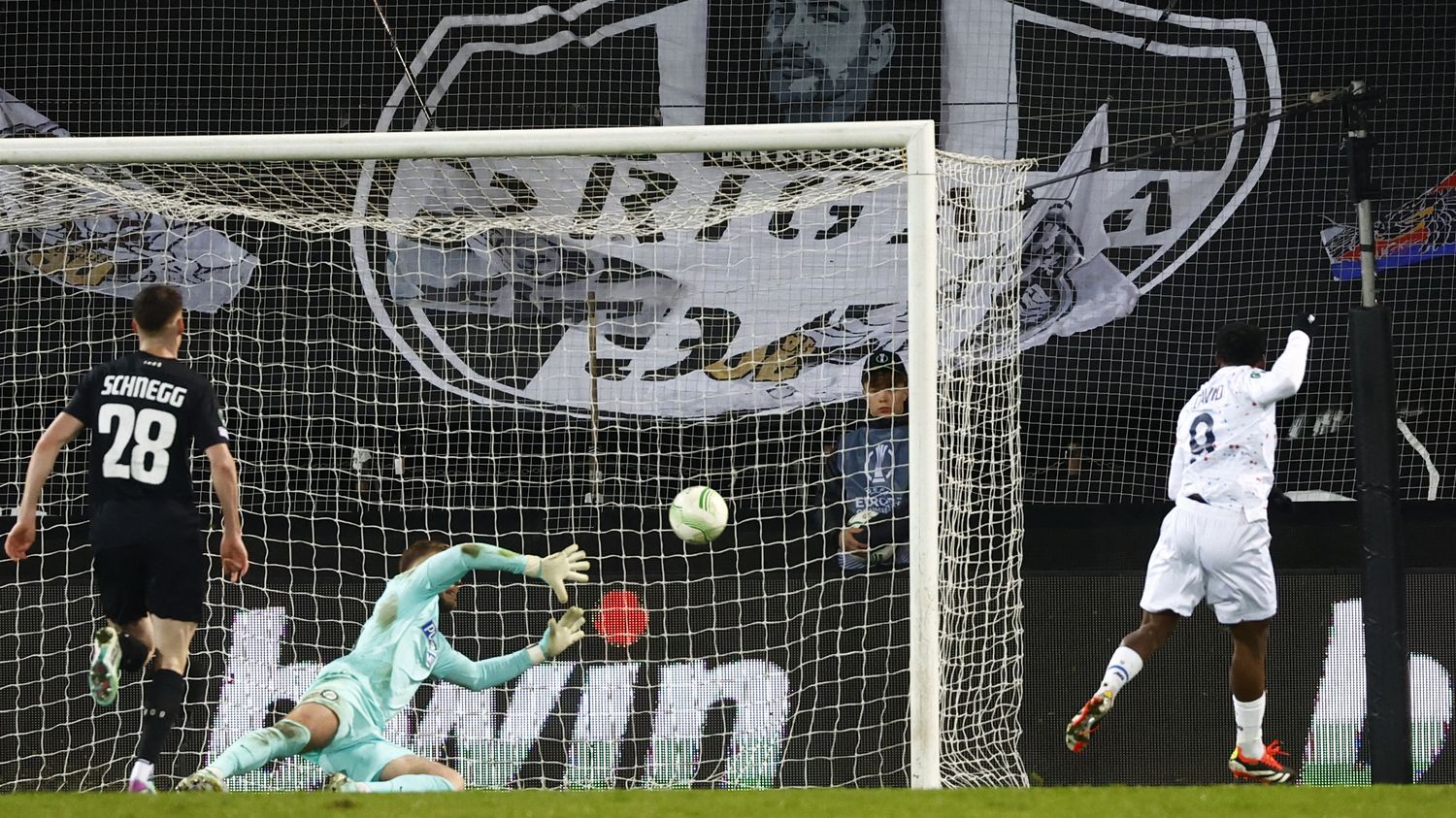 Lille cruised to qualification by beating Sturm Graz in the first leg of the round of 16.