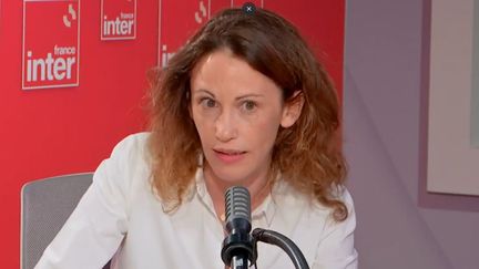 Rachel Lindon, avocate à la CPI, jeudi 7 avril 2022 sur France Inter. (FRANCEINTER / RADIO FRANCE)