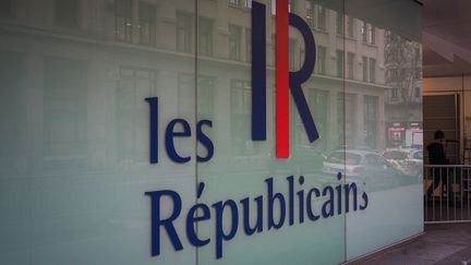 L'entrée du siège parisien du parti Les Républicains (RICCARDO MILANI / HANS LUCAS)