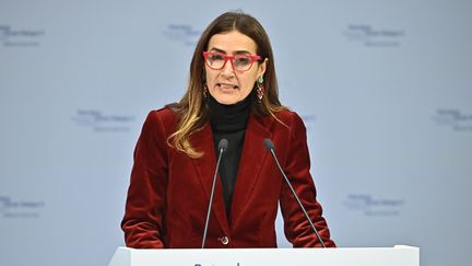 La ministre de l'Environnement chilienne, Carolina Schmidt, s'exprime à Berlin (Allemagne), le 14 mai 2019. (TOBIAS SCHWARZ / AFP)
