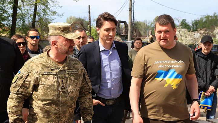 Le Premier ministre canadien Justin Trudeau lors d'une visite à Irpin, près de Kiev, le 8 mai 2022. (OLEKSANDR MARKUSHYN / TELEGRAM)