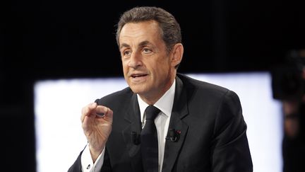 Nicolas Sarkozy sur le plateau de "Des paroles et des actes" sur France 2, le 12 avril 2012. (THOMAS SAMSON / AFP)