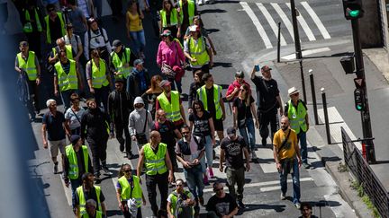 Des "gilets jaunes" manifestent à Paris pour le 31e samedi de mobilisation du mouvement, le 15 juin 2019.&nbsp; (MAXPPP)