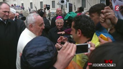 Complément d'enquête : le pape François, son ennemi c'est la finance