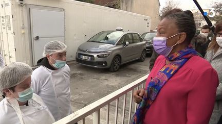 Présidentielle 2022 : à Colombes, Christiane Taubira part à la rencontre de travailleurs en situation de handicap (France 3)