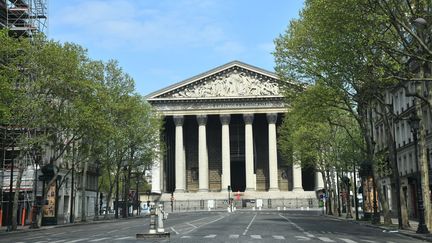 L'église de la Madeleine dans un Paris désert, durant le confinement (11 avril 2020) (JACQUES BENAROCH / SIPA)