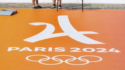 Le logo de Paris 2024, Place de la Concorde, le 23 juin 2019.&nbsp; (GARDEL BERTRAND / HEMIS.FR / AFP)