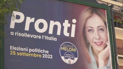 En Italie, la candidate d'extrême droite&nbsp;Giorgia Meloni pourrait succéder à&nbsp;Mario Draghi à la présidence du Conseil italien selon les premiers sondages. (CAPTURE ECRAN FRANCE 2)