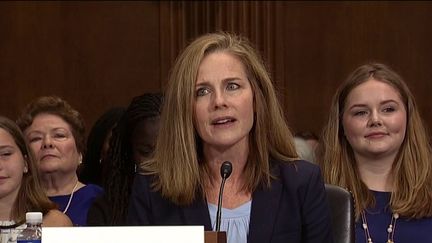 Cour suprême américaine : Donald Trump choisit la conservatrice Amy Coney Barrett