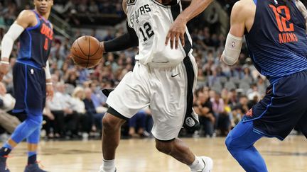 LaMarcus Aldridge est le pilier des Spurs cette saison et l'a prouvé une nouvelle fois la nuit dernière face à OKC (DARREN ABATE/AP/SIPA / AP)