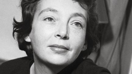 Marguerite Duras 
 (Roger-Viollet/photo Boris Lipnitzki  )