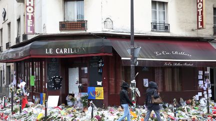 Une femme est jugée pour avoir prétendu qu'elle avait été blessée lors de l'attentat contre le Carillon à Paris dans le 10e arrondissement de Paris, le 13 novembre 2015. (GUILLAUME GEORGES / MAXPPP)