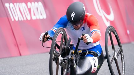 Loïc Vergnaud sur le contre-la-montre des Jeux paralympiques de Tokyo dans la catégorie H5, mardi 31 août. (YONATHAN KELLERMAN / France Paralympique)