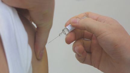 &nbsp; (Vaccins, assurance, sécurité : ce qu'il faut savoir avant de partir à l'étranger - photo prétexte © Maxppp)