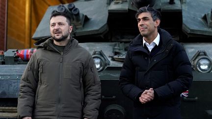 Volodymyr Zelensky, le président ukrainien, et Richi Sunak, le Premier ministre britannique, à West Lulworth (Royaume-Uni), le 8 février 2023. (ANDREW MATTHEWS / POOL)