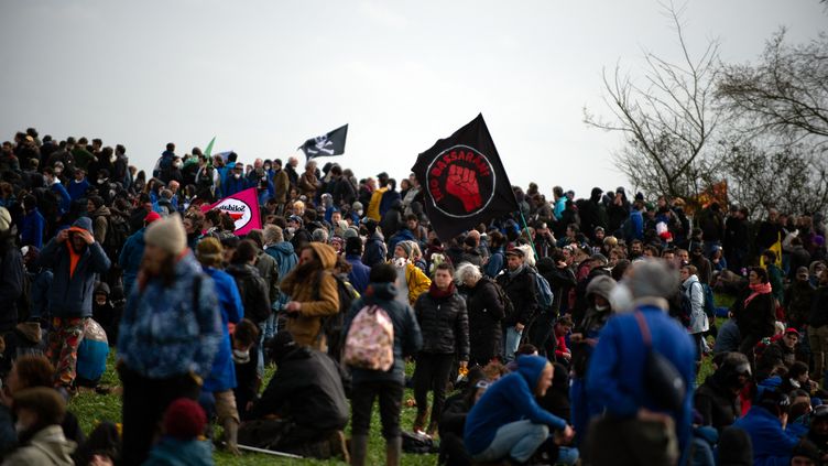 Sainte-Soline : l'un des deux manifestants grièvement blessés, un Toulousain de 32 ans, est fiché S depuis 2010