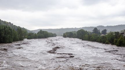 L'Anduze déborde dans le Gard, le 19 septembre 2020.&nbsp; (BENJAMIN POLGE / HANS LUCAS)