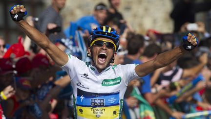 Alberto Contador et son équipe Saxo Bank au départ du Tour (JAIME REINA / AFP)