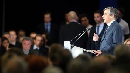 François Fillon lors d'un meeting à Charleville-Mézières (Ardennes), le 2 février 2017 (FRANCOIS NASCIMBENI / AFP)