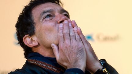 L'acteur espagnol Antonio Banderas lors de la première de "A Chorus Line", qui inaugure son&nbsp;"Teatro del Soho", qu'il a fondé&nbsp;à Malaga, 15 novembre 2019 (JORGE GUERRERO / AFP)