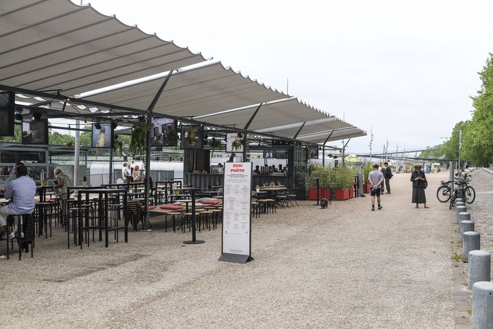 La terrasse de Quai de la Photo, à Paris (19 juin 2023) (ISA HARSIN / SIPA / SIPA)